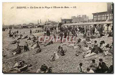 Dieppe — Um Canto da Praia no Horário do Banho — LL
