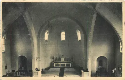 Interior da Igreja de Saint-Hilaire — Os Trabalhos do Cardeal — editor G.E.I.L. n° 17