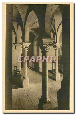 Mosteiro de Ste Marie de la Pierre-qui-Vire — Uma Cripta — Fot. Donnier-Wagon