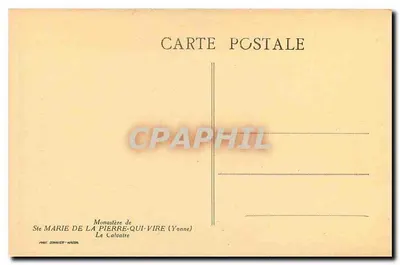 Cruzada — estatua con una placa 'O CRUX AETERNI SPER SPNCA' — Monasterio de Santa María de La Pierre-qui-Vire (Yonne) — Reverso