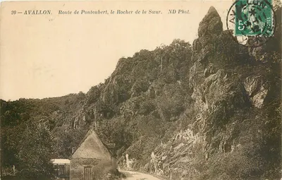 Avallon — Estrada de Pontaubert, o Rochedo da Irmã — ND Fot.