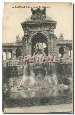 Marseille O Palácio Longchamps — vista da fonte — editor não visível