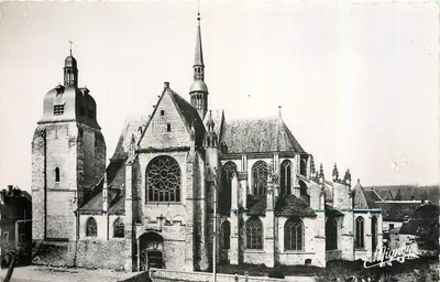 Nogent-le-Roi — A Igreja — Photo-Édition E. Mignon, Villeteneuve-la-Grenouillère (Yonne)