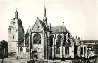 Nogent-le-Roi — A Igreja — Editor E. MIGNON