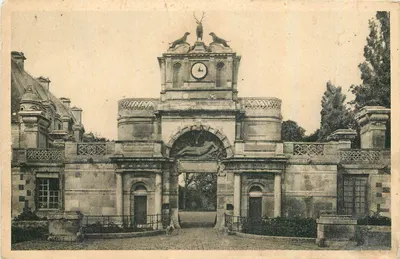 Castelo de Anet — Entrada principal — M. Aubre, editor — Rambouillet