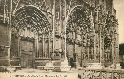 Viena — Catedral de São Maurício — O Portal — Cliché C. D.