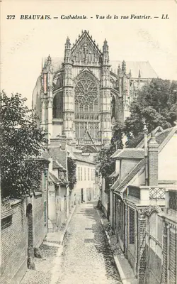 Beauvais — Catedral — Vista da rua Feutrier — LL