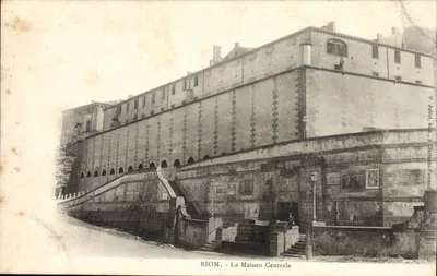 Riom - A Casa Central — P. Jutiot, editor, em Clermont-Ferrand