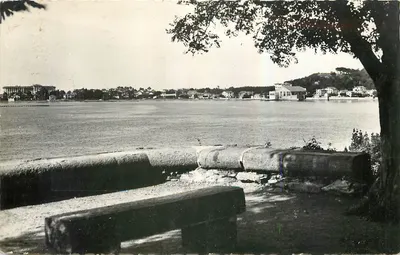 A Ponta de Hendaye vista do Vieux Fort — « NOS BELLES PYRENEES » — E.C. Théry, n°1303