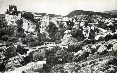 Vaison-la-Romaine — A Alta Cidade — Edição Art F. Méy (Vaison-la-Romaine)