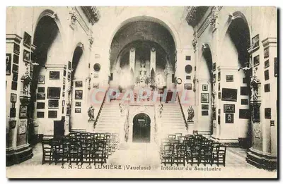 N.-D. de LUMIÈRE (Vaulx-lès-Dijon) — Interior do Santuário