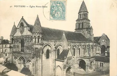 Poitiers — Igreja de Nossa Senhora — Editor não identificado, n° de série 40