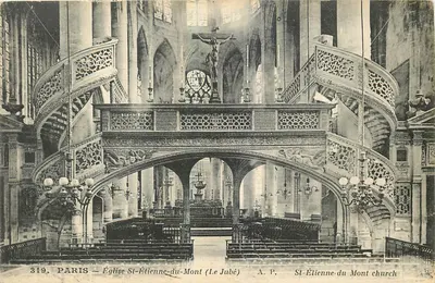 Igreja de St-Étienne-du-Mont — Interior com jubé e escadas giratórias — A.P. n°319