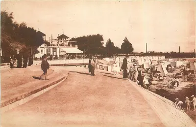 La Rochelle-Plage — vista da promenade e das tendas — Éditions Artistiques R. Bergevin
