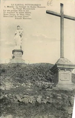 Murat - O Cume do Rocher Bonnevie — estátua da Virgem monumental e cruz
