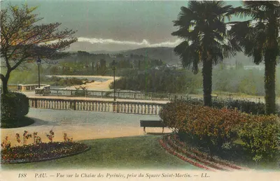 Pau — Widok na łańcuch Pyrenée, z Square Saint-Martin — LL. n° 188