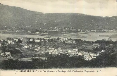 Hendaye (B-P.J.) — Vista geral de Hendaye e Fontarabie (Espanha) — M. D.