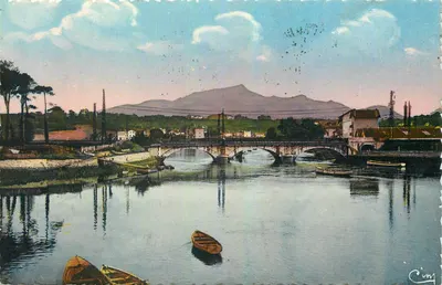 Ponte sobre a Nivelle — Saint-Jean-de-Luz — editor Cimy