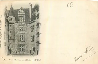 Cour d'Honneur do Castelo — Pau — HERSKOWIZA FILS, Óptico, 2 Rue Henri-IV
