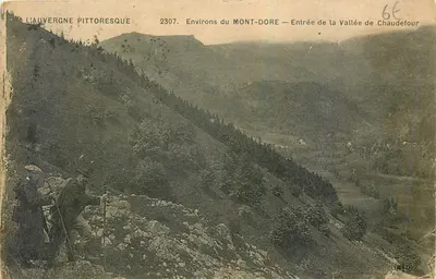 Arredores do Mont-Dore — Entrada da Vale de Chaudefour — L'Auvergne Pittoresque 2307