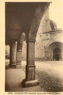 Oloron-St-Marie — Igreja de Santa Cruz (1080) — Galeries Françaises