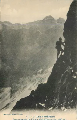 Escarpamentos do Pic du Midi d'Ossau (alt. 2.885 m.) — Os Pirineus — Carrache, editor Pau, n° 43
