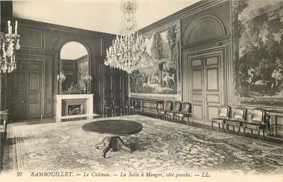 Rambouillet — O Castelo — A Sala de Jantar, lado esquerdo — LL. — n°27