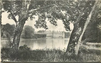 Rambouillet — O Castelo visto da Ilha dos Festins — Editor: L. Deschamps, Paris