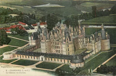 Chambord (Loir-et-Cher) — O Castelo visto de avião — L. Leonmand, Orléans