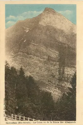 Visão do Criou vista da Estrada dos Allamands — Samoëns (Alta Saboia) — Edição V. Blaü, Souvenirs