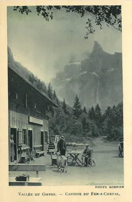 Vale do Giffre — Cantine do Fer-a-Cheval — Foto Monnier