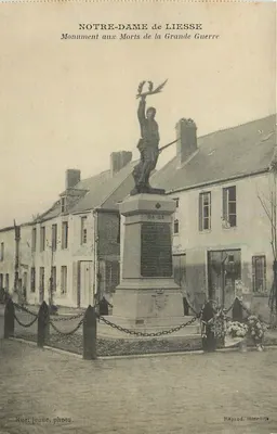 Notre-Dame de LIESSE — Monument aos Mortos da Grande Guerra — Ruei Jeune, foto.