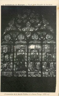 Catedral de Bourges — Vitral da Capela de Santa Ana — Apresentação da família Tuillier à Virgem Santa, século XVI