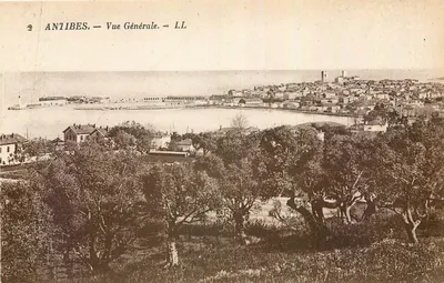 Antibes — Vista Geral — LL