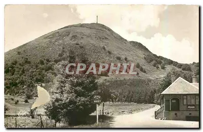 Le Puy-de-Dôme — cume 1465 m — Réal-Photo