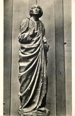 Estátua de São João Batista — madeira do XVº século — Igreja de Vauhallan (S.-e-O.)