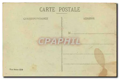 Reims - La Cattedrale - Esterno - Facciata nord della navata, degrado delle vetrate, dei contrafforti e degli archi di spinta — anni dei bombardamenti 1914-1917 — Verso