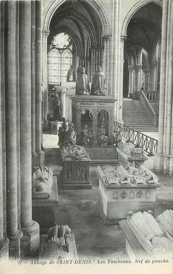 Abadia de SAINT-DENIS — Os Túmulos. Nef da esquerda.