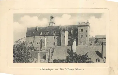 Montluçon — O Velho Castelo — Livraria F. Pointud