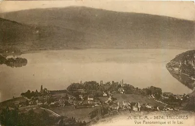 Talloires — Vista panorâmica e o lago — A.B.E.M. 3674