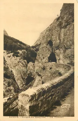 Gorges do Queyras — Um túnel — Gep