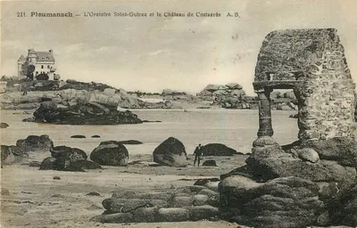 Ploumanach — A vista do Oratório São Gulrec e do Castelo de Costaérès — A.B. n°211