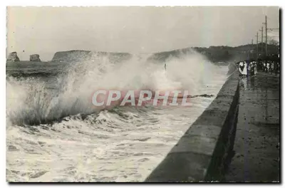 Ondas quebrando em Hendaye — Praia — Carta postal