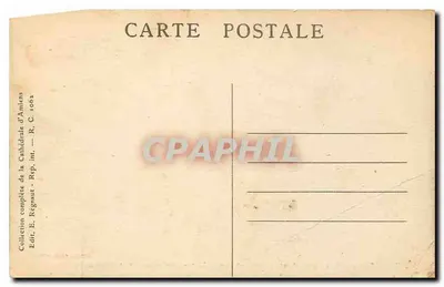Katedra w Amiens — kamień do mycia zmarłych (XII w.) — Confessionaux i dekoracje (XVIII w.) — Rewers