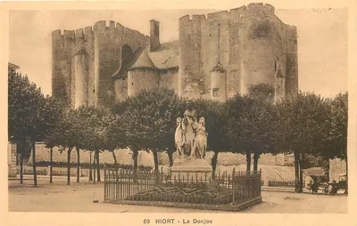 Niort - O Donjon — editor A. In Ricart, rua Civette, Niort
