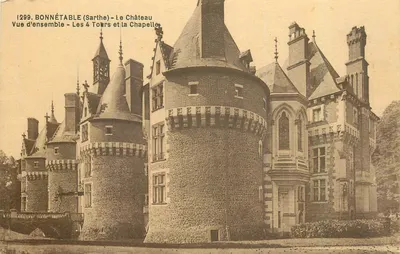Bonnétabelle (Sarthe) — O Castelo — Vista geral — As 4 Torres e a Capela