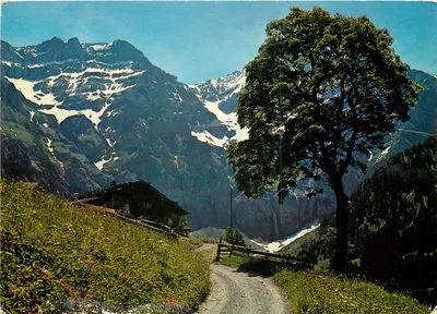 Afforni perto de Adelboden — Bondertfälle — Foto Klopferstein