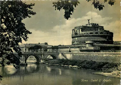 Rzym — Castel S. Angelo — widok mostu i zamku