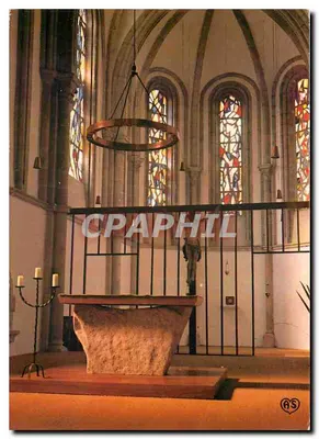 Interior da abadia de La Pierre-qui-Vire — Santuário — Edições AS de Coeur