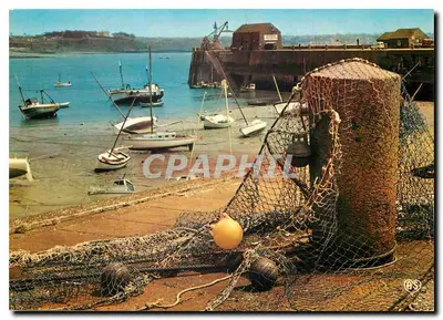 Granville (Manche) — O Porto e a Ponta em Maré Baixa — Les Éditions de l'Est